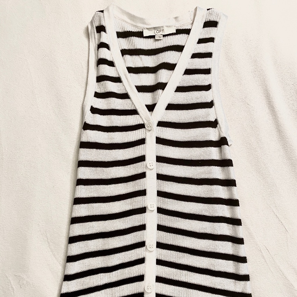 Loft sleeveless top